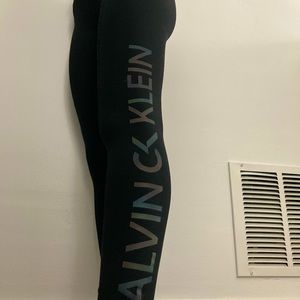 calvin klien size small black leggings